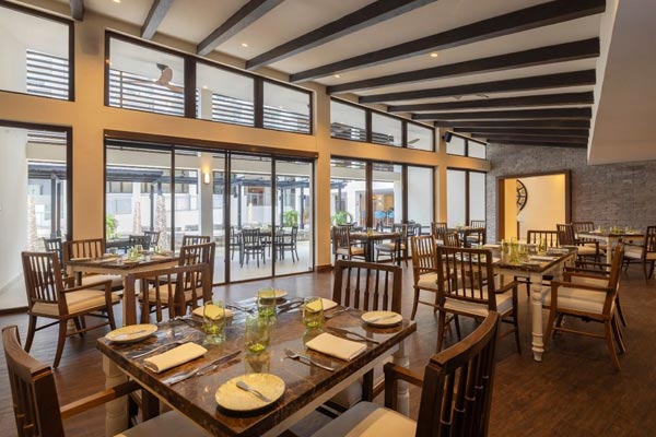 Restaurant - Hideaway at Royalton Blue Waters Adults Only All Inclusive Resort